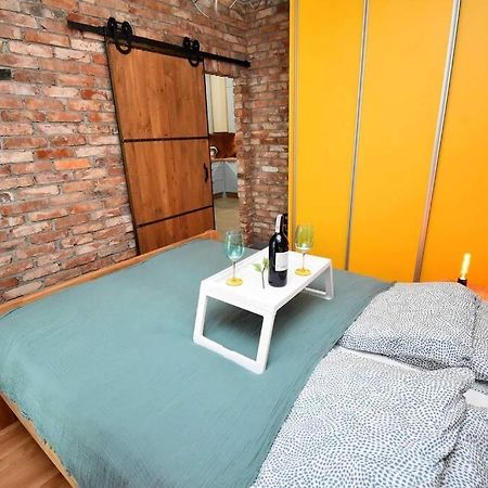 Apartament Blue Bastion Walowa 23C Z Klimatyzacja I Miejscem Parkingowym W Podziemnym Parkingu Gdansk Exterior photo