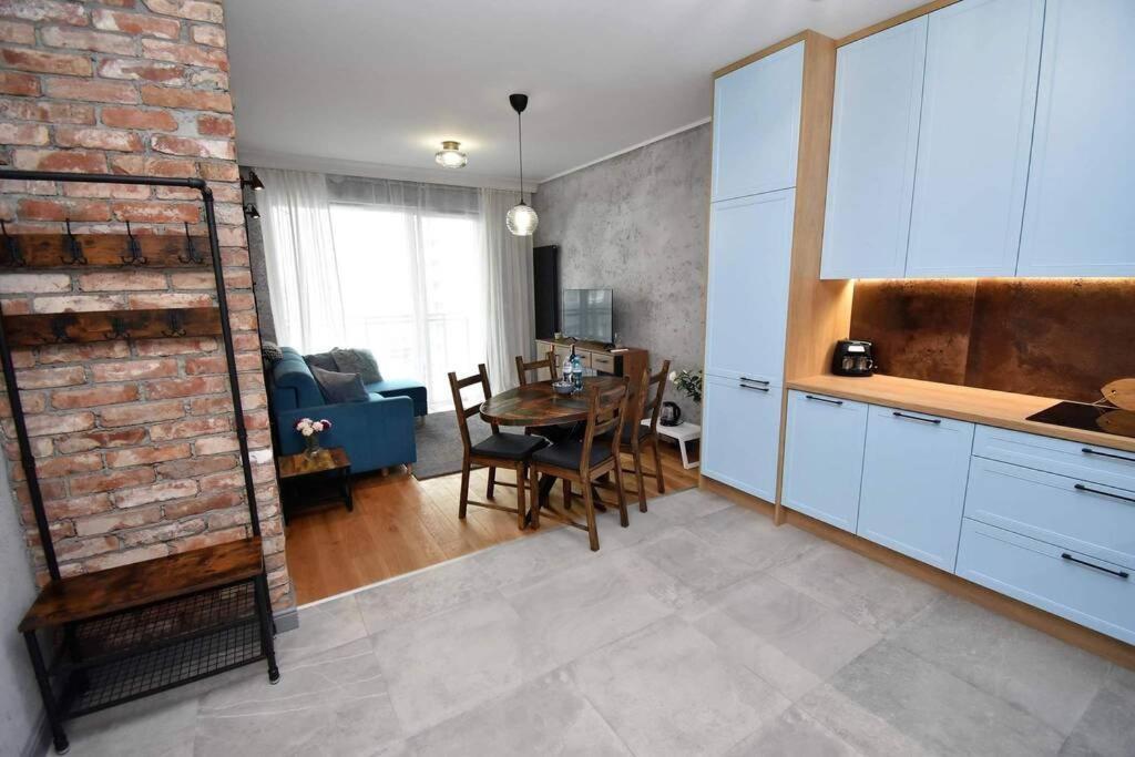 Apartament Blue Bastion Walowa 23C Z Klimatyzacja I Miejscem Parkingowym W Podziemnym Parkingu Gdansk Exterior photo